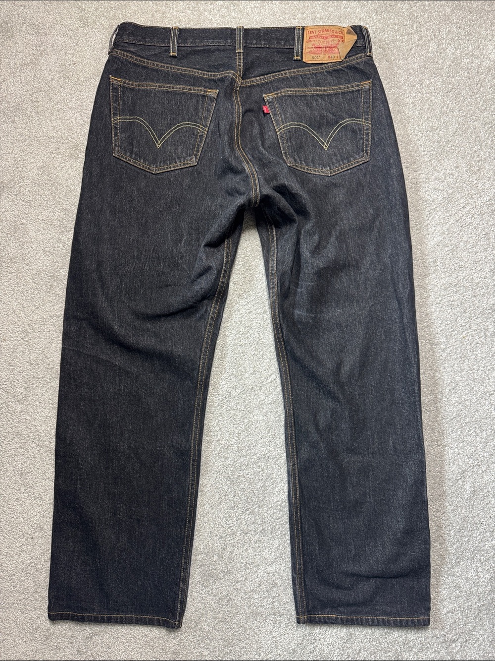 LEVI'S 501 JEANS MEN'S SIZE 40* 38* X 32* 29* CHARCOAL BUTTON FLY HEMMED DENIM